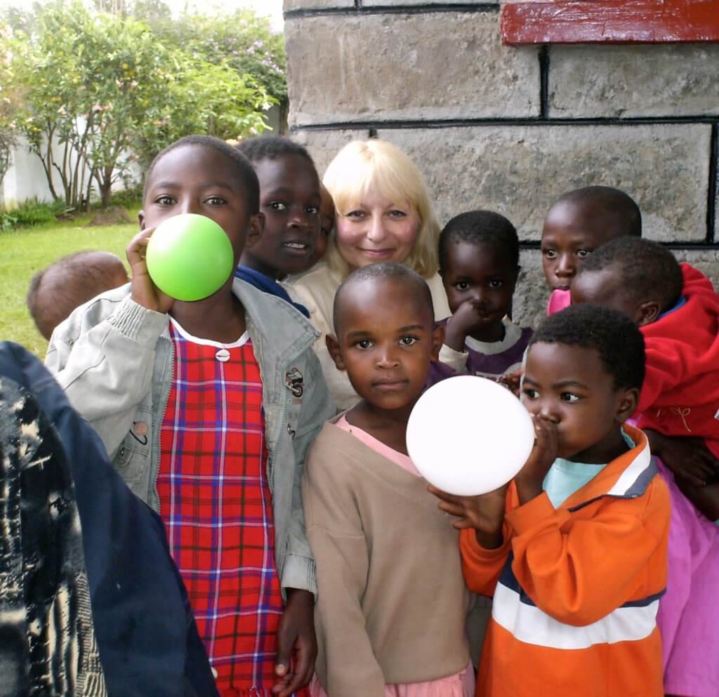 Sr. Kateri with kids in Kenya